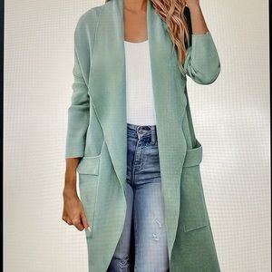 NWOT Open front overcoat, long jacket. Size Large (8/10)